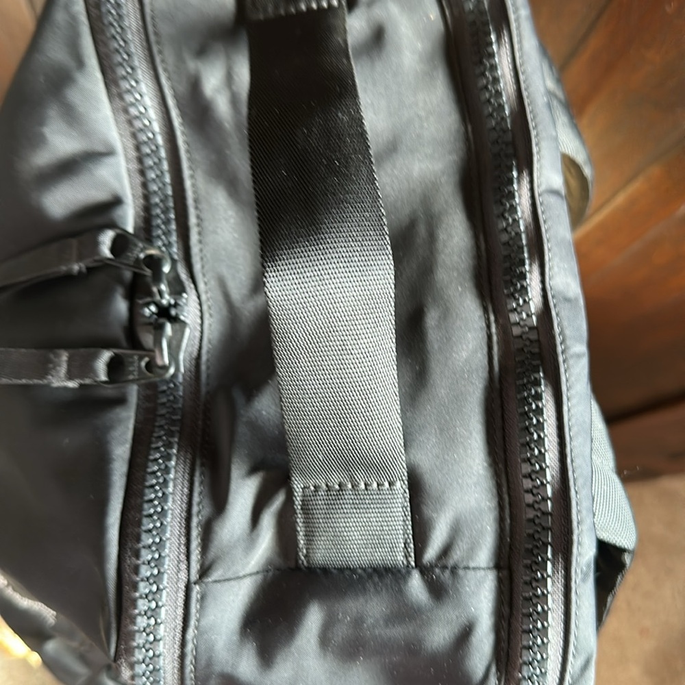 Lululemon backpack - Picture 3 of 14